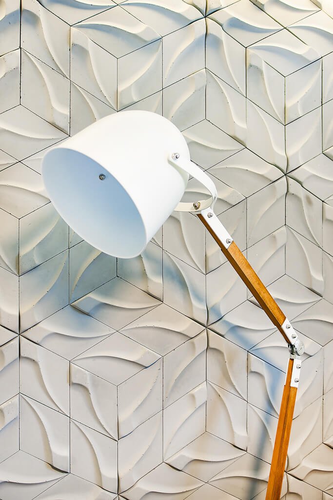 Tzara concrete tiles, white lamp