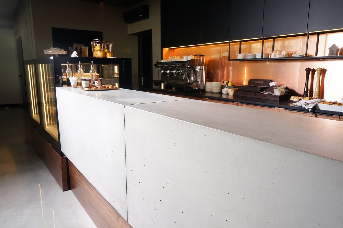 Concrete bar - precast III