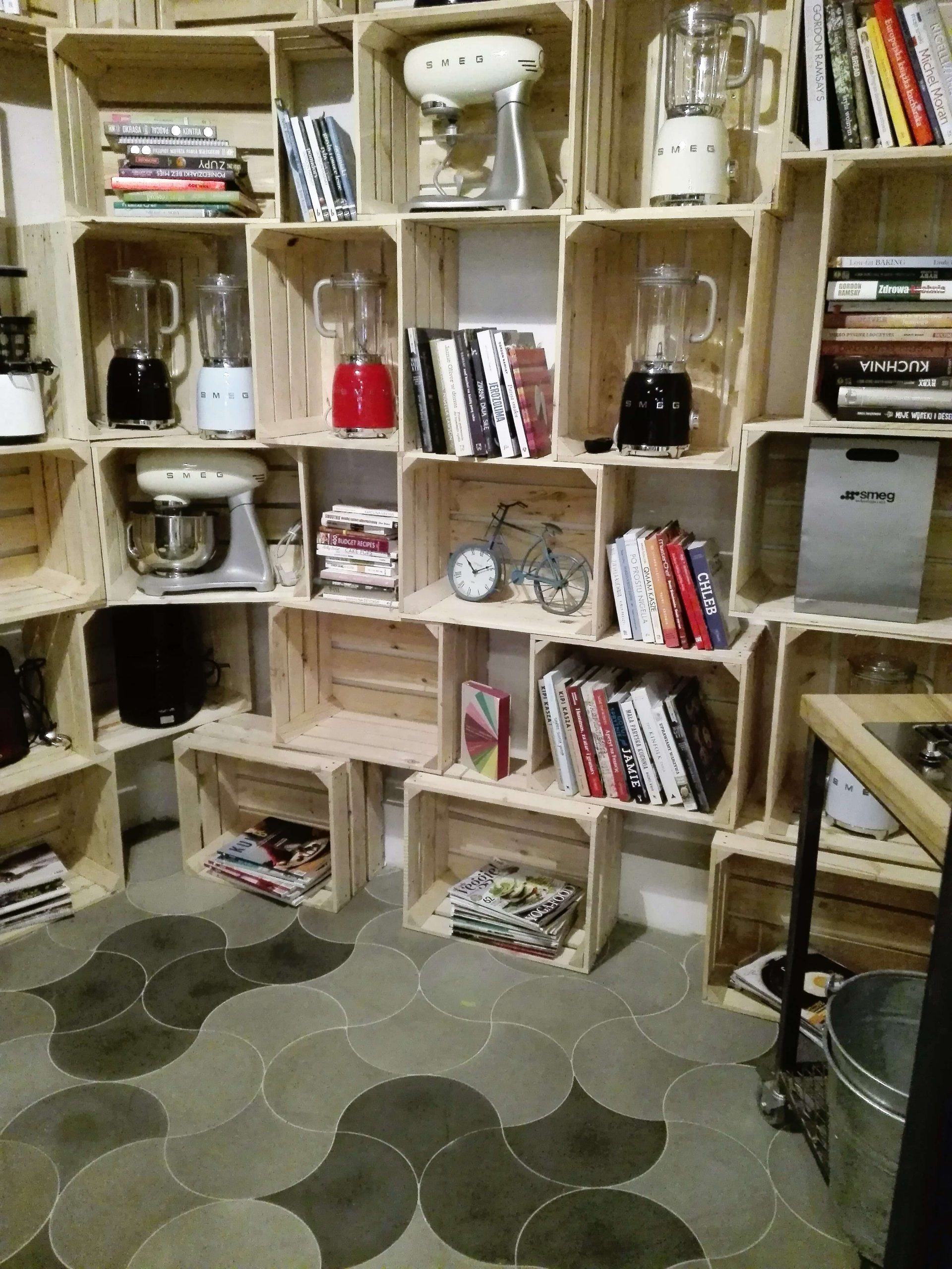 Serpente concrete tiles I